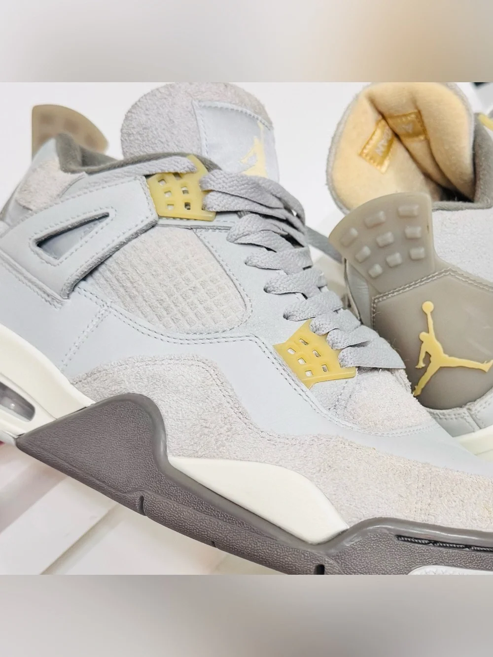 🔥 ABSOLUTE GRAIL ALERT – Jordan 4 SE Craft “Photon Dust” 🔥 Size 10.5